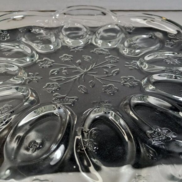 Vintage Anchor Hocking Savannah Pattern Glass Deviled Egg Platter/Serving Plate - Picture 2 of 6